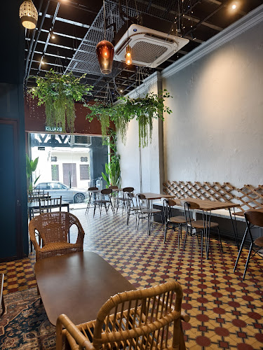 Opinii despre Double Knott Cafe în George Town - Gastronomi dan perhotelan