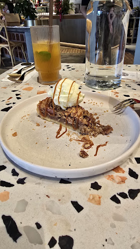 Comentarii opinii despre POKOK LaLaport