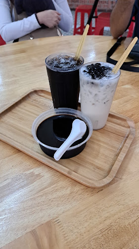 Comentarii opinii despre Kedai Soya Tau Fu Fah Big Mom