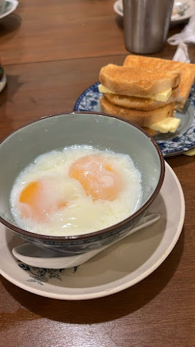 Dong Tai Kopitiam Pasir Pinji - Gastronomi dan perhotelan