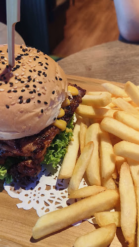 Opinii despre Zoorassic în Batu Pahat - Gastronomi dan perhotelan