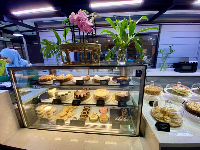 Hayyan Huda Opah's Kitchen - Gastronomi dan perhotelan