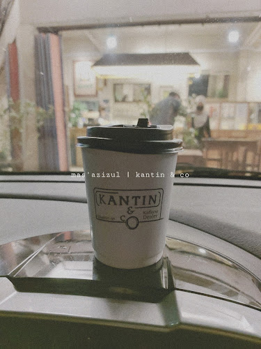 Comentarii opinii despre Kantin & Co