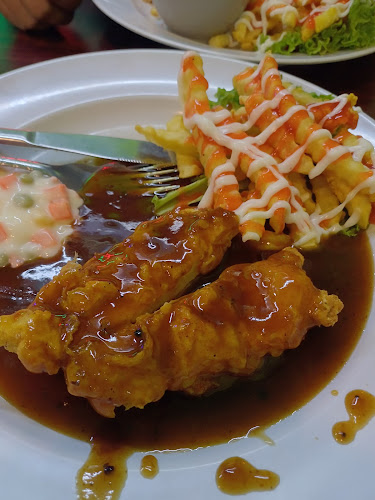 Kampung Tebing Rabak, 32200 Lumut, Perak