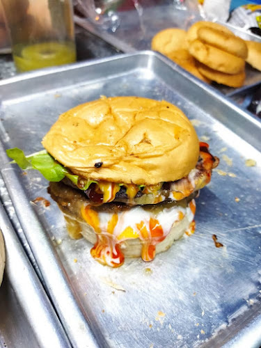 Burger Abang Janggut - Kuching