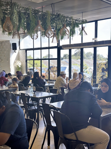 Hayyan Huda Opah's Kitchen - Seremban