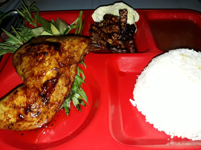 Opinii despre Rabi Cafe în Kuching - Gastronomi dan perhotelan