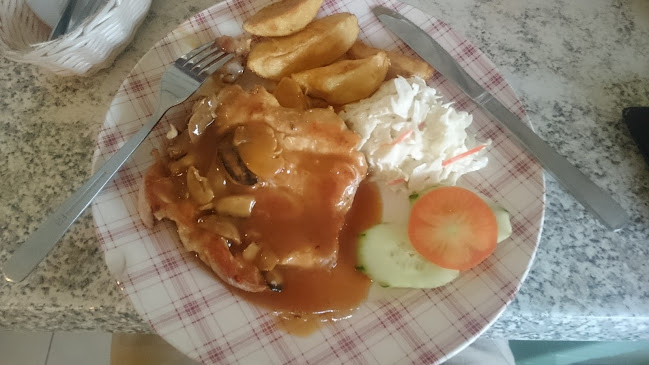 IT Roo Café - Gastronomi dan perhotelan