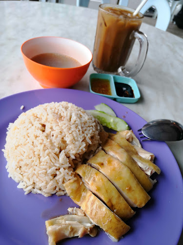 Pending Food Court - Gastronomi dan perhotelan