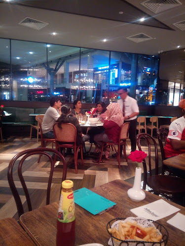 Comentarii opinii despre Madam Kwan’s Imago Mall, Sabah