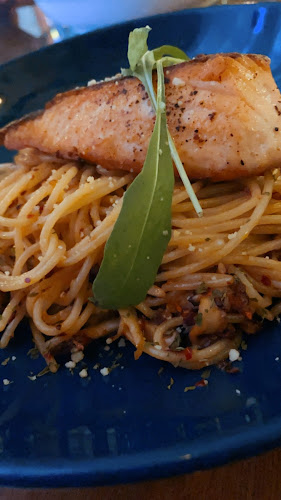 CAMPER 1991 - Gastronomi dan perhotelan