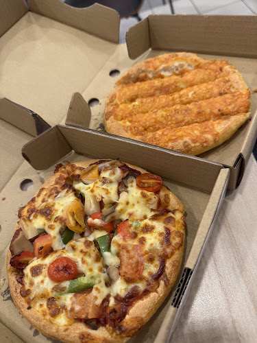 Pizza Hut Delivery Damansara Perdana