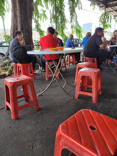 Restaurant Kum Chuan (Kedai Kopi Kum Chuan) - Gastronomi dan perhotelan