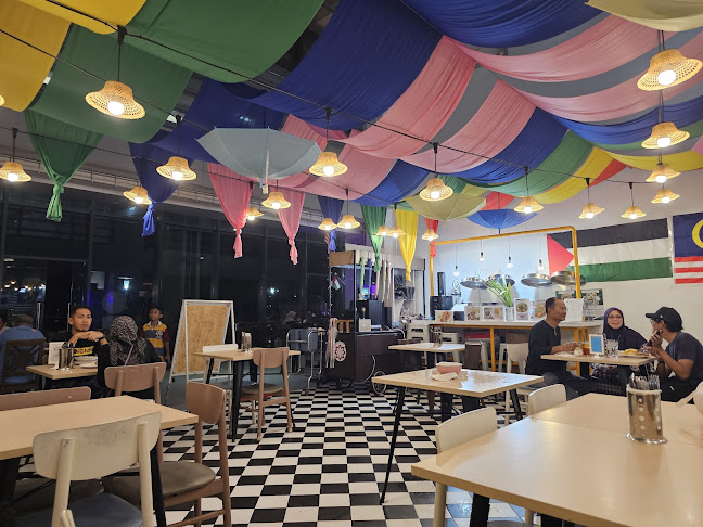 Opinii despre BANGKOK PINTHO CAFE @ Menara PjH waterfront în Putrajaya - Gastronomi dan perhotelan