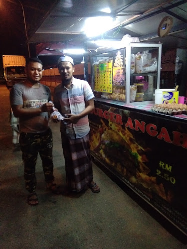 Burger Angah - Gastronomi dan perhotelan
