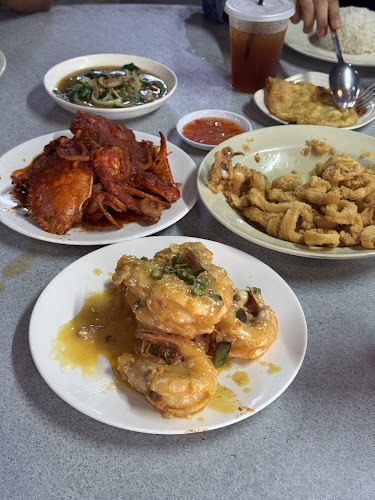 Gerai perniagaan, Jalan Trump, Kampung Kuala Sepetang, 34650 Kuala Sepetang, Perak