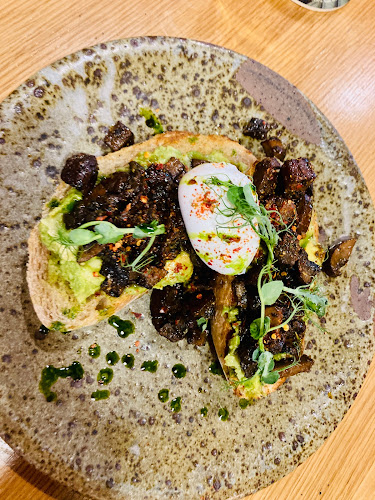 Comentarii opinii despre Common Man Coffee Roasters - Kuala Lumpur