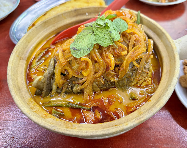 Opinii despre Restoran 77 (famous curry fish head) în George Town - Gastronomi dan perhotelan