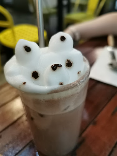 Coffee Stain - Gastronomi dan perhotelan