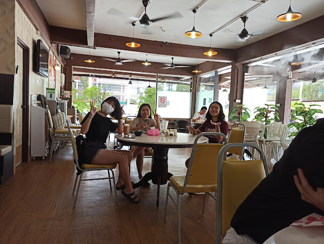 Comentarii opinii despre Kafe Molek