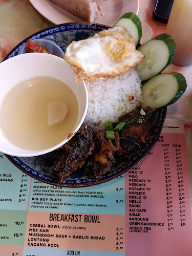 Opinii despre Rumah Sarapan în Sungai Petani - Gastronomi dan perhotelan