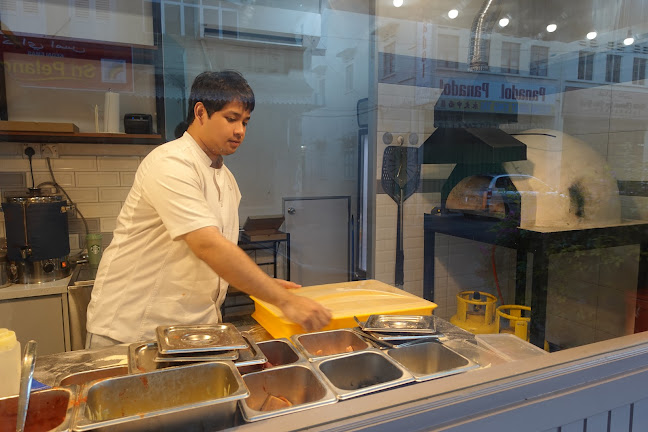 String pizzeria - Kota Bharu