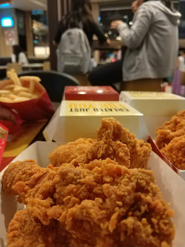 Comentarii opinii despre McDonald's Taman Sri Yaacob