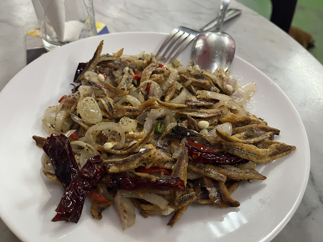 Sinhalese Bar - Gastronomi dan perhotelan