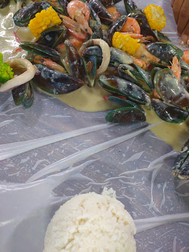 Kg Melayu Shellout - Gastronomi dan perhotelan