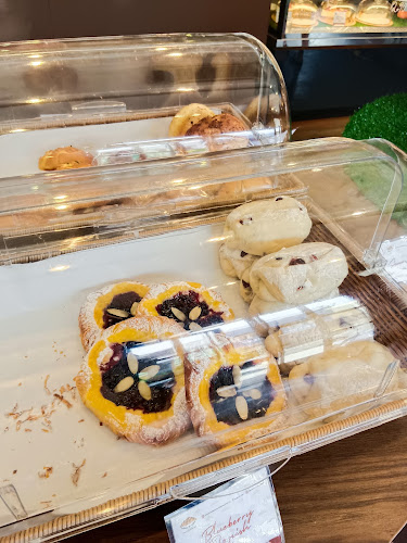 Bake & Take - Gastronomi dan perhotelan