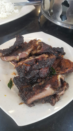 Ratha Curry Fish Head - Gastronomi dan perhotelan