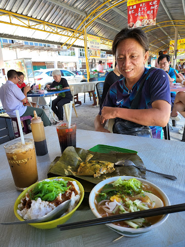 Opinii despre 亮咖啡档(红豆冰/煎蕊) în Alor Setar - Gastronomi dan perhotelan