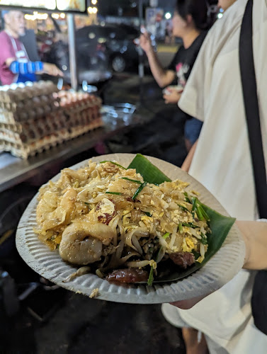 Comentarii opinii despre CHONG Charcoal Seafood Char Kuey Teow 炭烧海鲜炒粿条