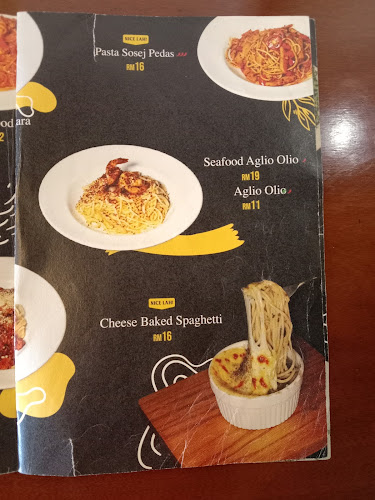 Comentarii opinii despre Teduhan Senja Cafe Sdn.Bhd