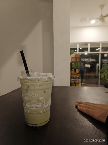 Ausemist Coffee Cafe - Kuala Dungun