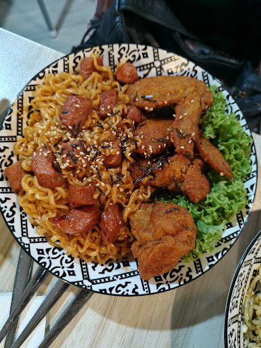 Opinii despre De La'Te Coffee în Alor Setar - Gastronomi dan perhotelan