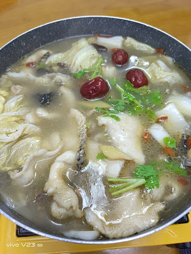 Comentarii opinii despre AST restaurant