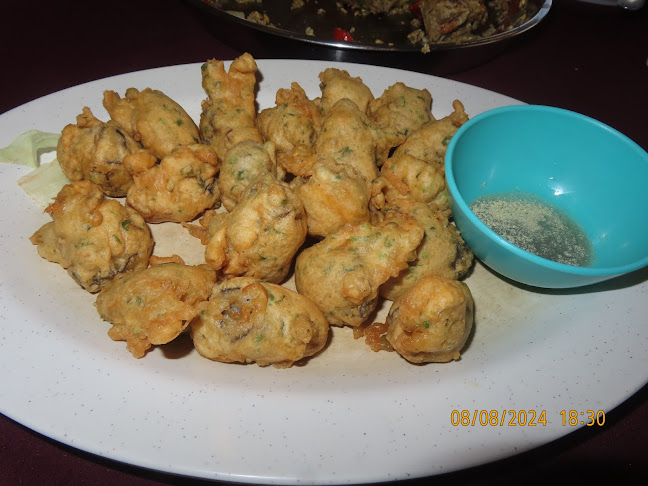 Opinii despre Seafood Padungan Bay Restaurant în Kuching - Gastronomi dan perhotelan