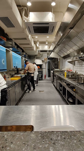 Alta Pizza - Gastronomi dan perhotelan