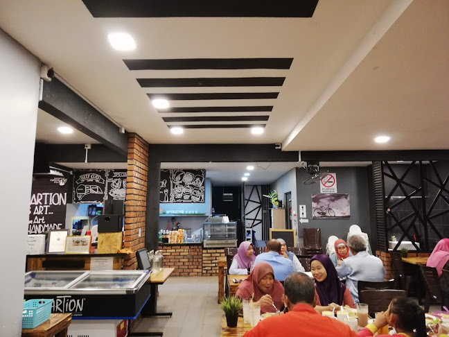 Opinii despre Martion Western Food în Kuala Dungun - Gastronomi dan perhotelan