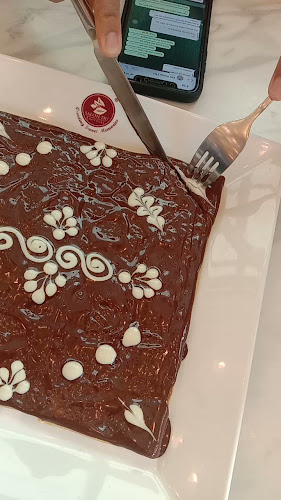 Ipoh Parade, Jalan Sultan Idris Shah, 30350 Ipoh, Perak