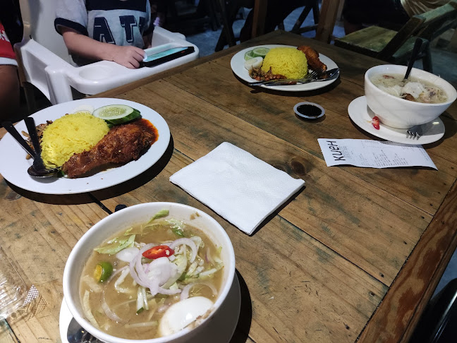 Comentarii opinii despre Kueh Cafe Seksyen 13