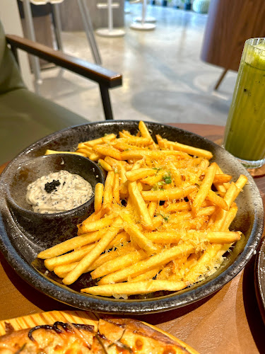 arest Cafe Batu Pahat - Gastronomi dan perhotelan