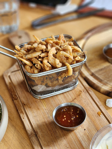 Comentarii opinii despre The Rabbit Hole