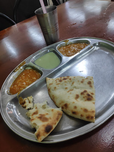 Opinii despre Nasi Kandar Chandan Maju în Kuala Kangsar - Gastronomi dan perhotelan