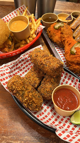 Comentarii opinii despre FOWLBOYS SS15