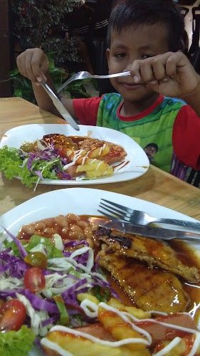 Comentarii opinii despre D'muslim Restaurant