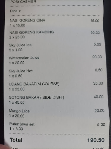 Yanalis Club & Cafe Puteri Harbour - Gastronomi dan perhotelan