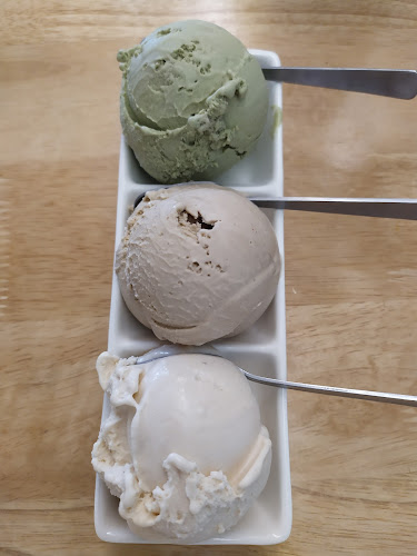 Comentarii opinii despre Inside Scoop TTDI