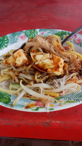 Opinii despre Kedai Kopi Yeop Kor în Kampung Gajah - Gastronomi dan perhotelan